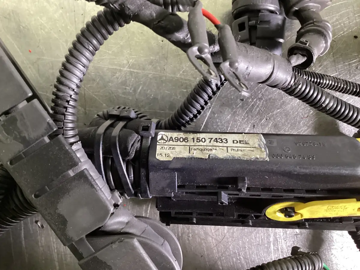MERCEDES A 906 150 74 33 GEBRUIKT - Afbeelding 2