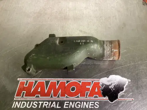 CUBIERTA DE TERMOSTATO MERCEDES 000034786 USADA