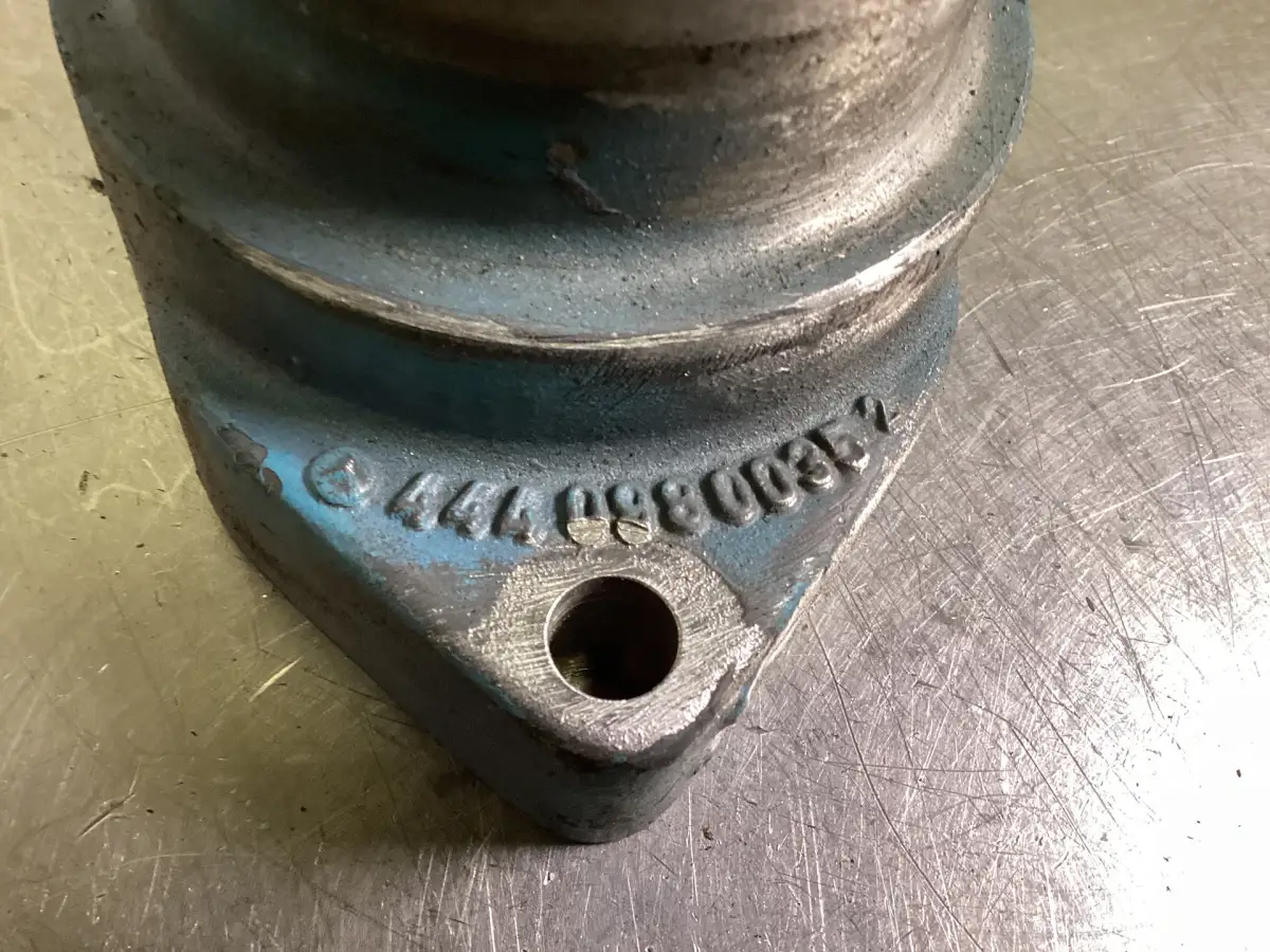 TUBO DE ADMISIÓN MERCEDES A4440980035 USADO - Imagen 2