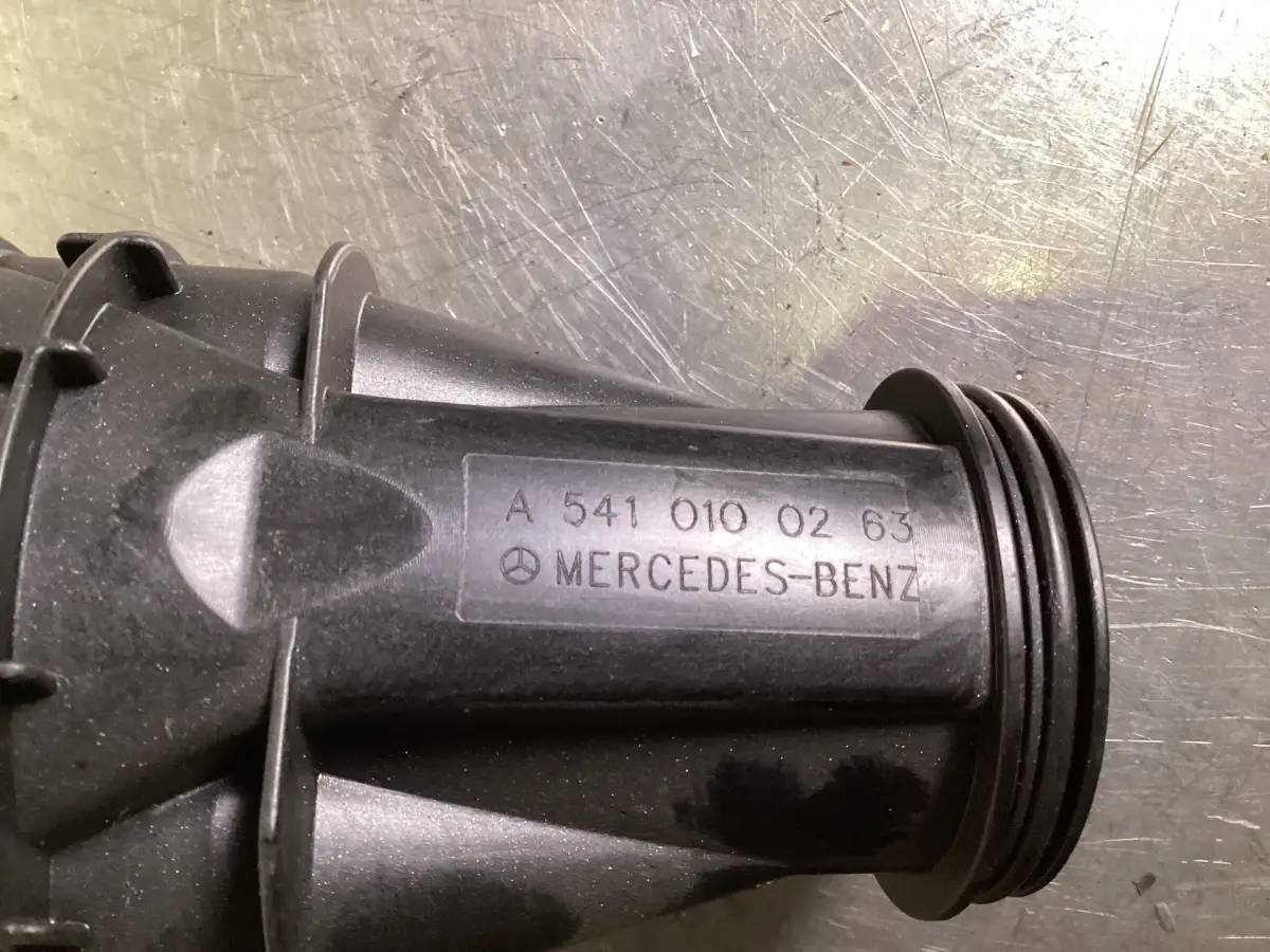 MERCEDES A 541 010 02 63 USED - Picture 2