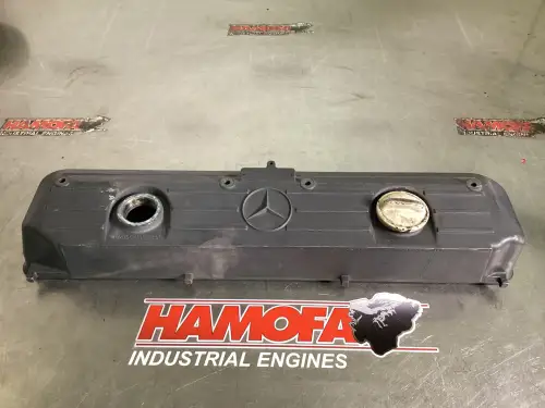 MERCEDES VALVE COVER A3660160205 USED