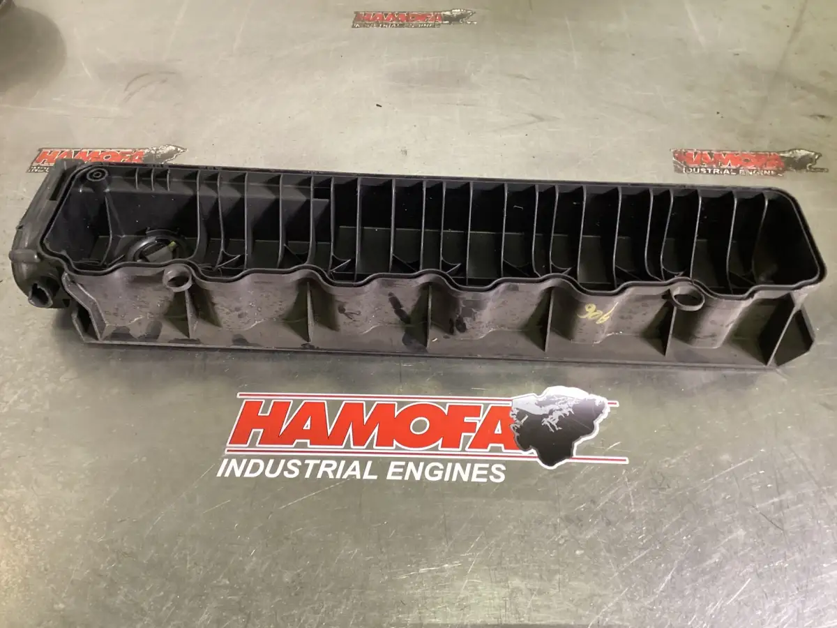 MERCEDES VALVE COVER A9060101030 USED - Picture 3