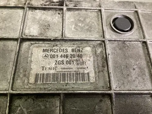 MERCEDES A 001 446 20 40 USED - Thumb image 2