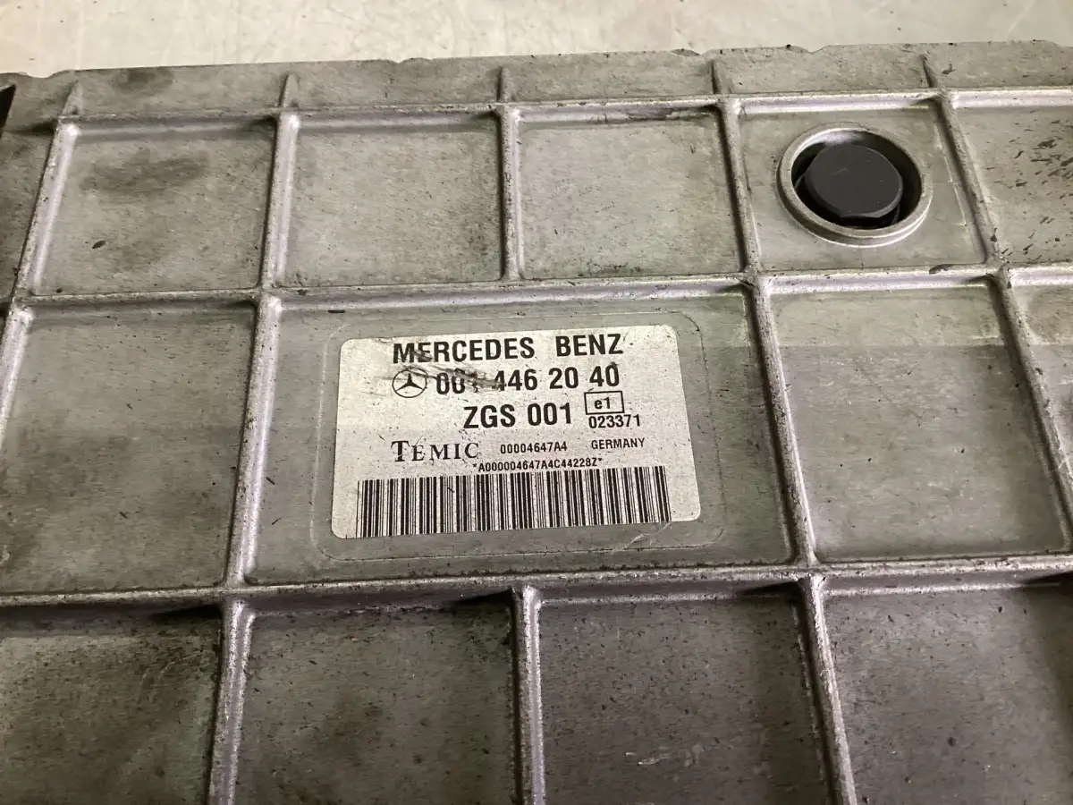 MERCEDES A 01 446 20 40 USED - Picture 2