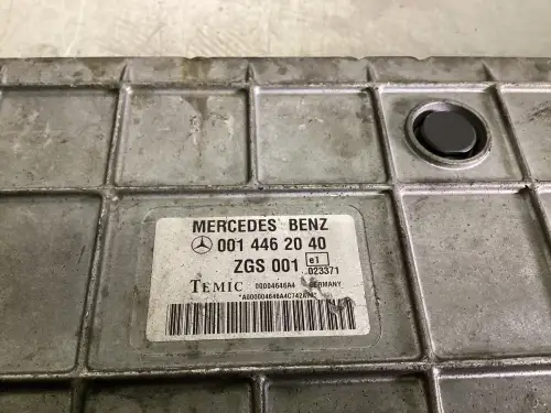MERCEDES A 001 446 20 40 D'OCCASION - Miniature 2