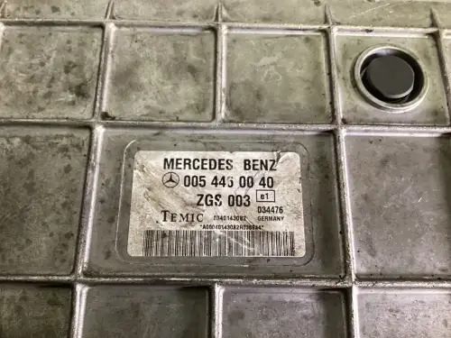 MERCEDES A 005 446 00 40 USED - Thumb image 2