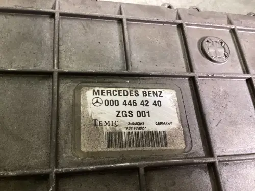 MERCEDES A 000 446 42 40 USED - Thumb image 2