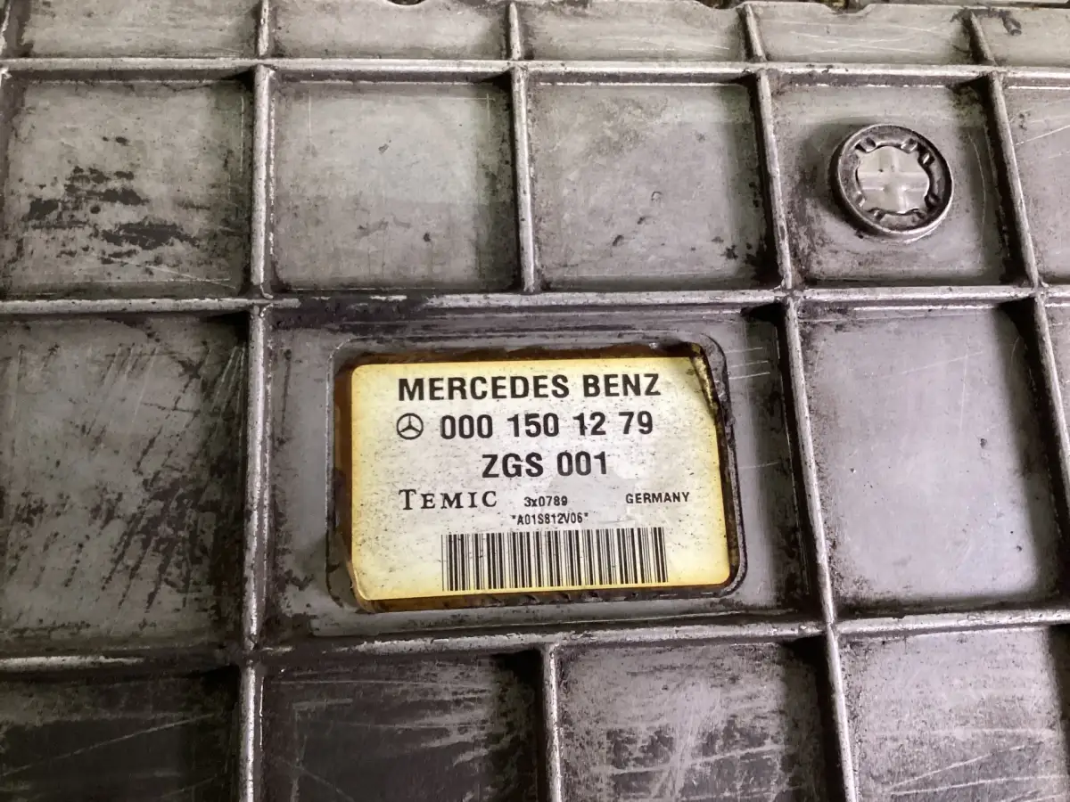 MERCEDES A 000 150 12 79 UTILISÉ - Image 3