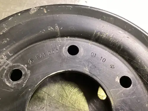 MERCEDES PULLEY A5412020110 USED - Thumb image 2