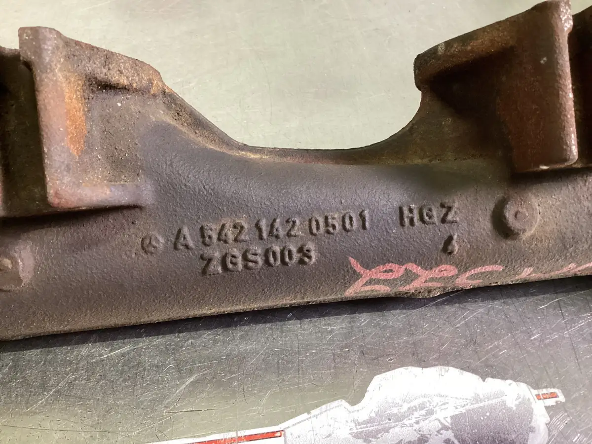 MERCEDES EXHAUST MANIFOLD A5421420501 USED - Picture 2