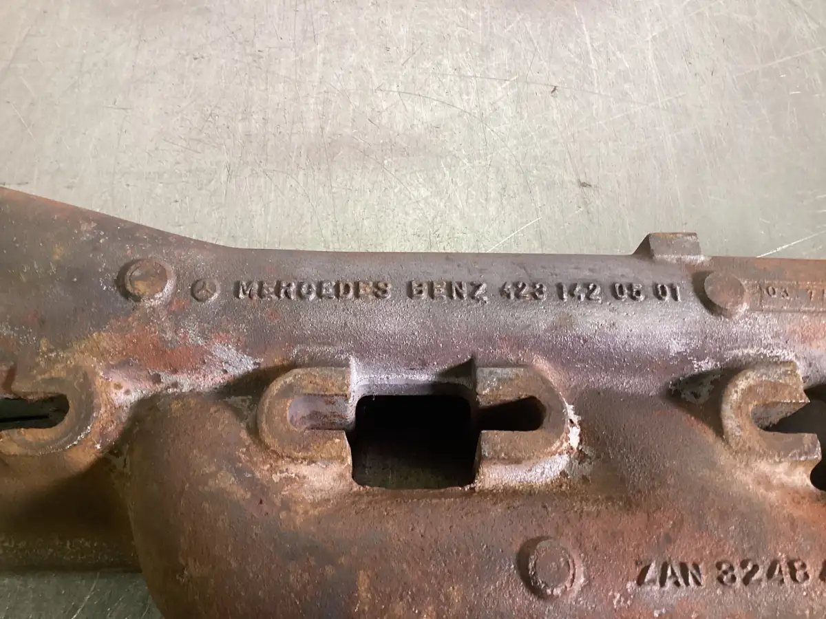 MERCEDES A 423 142 05 01 USED - Picture 2