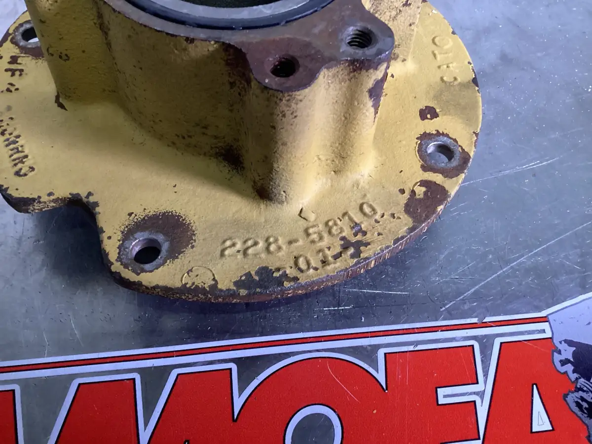 CATERPILLAR WATER PUMP CONNECTION 2285810 USED - Picture 2