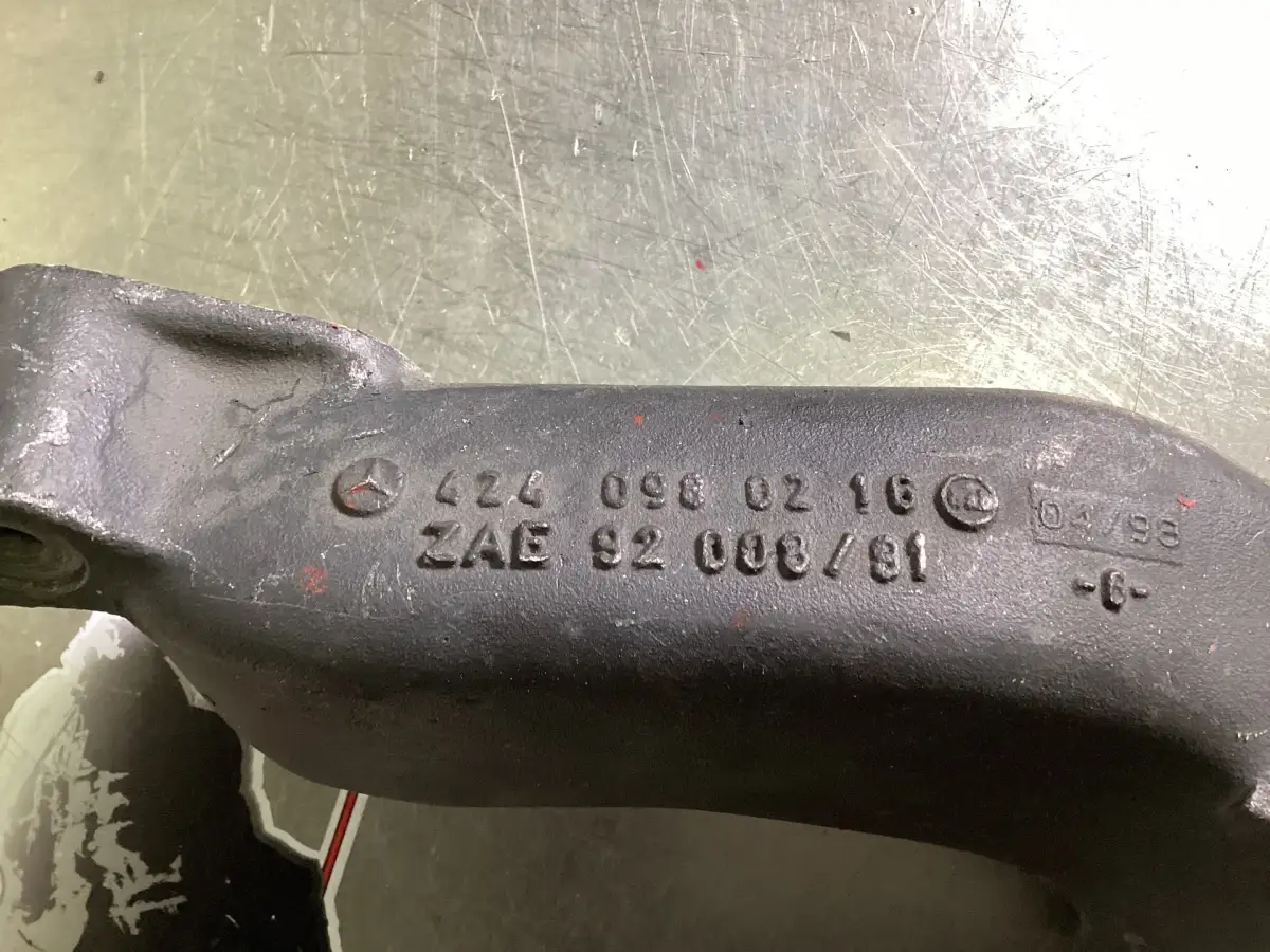 MERCEDES A 424 098 02 16 GEBRAUCHT – Bild 2
