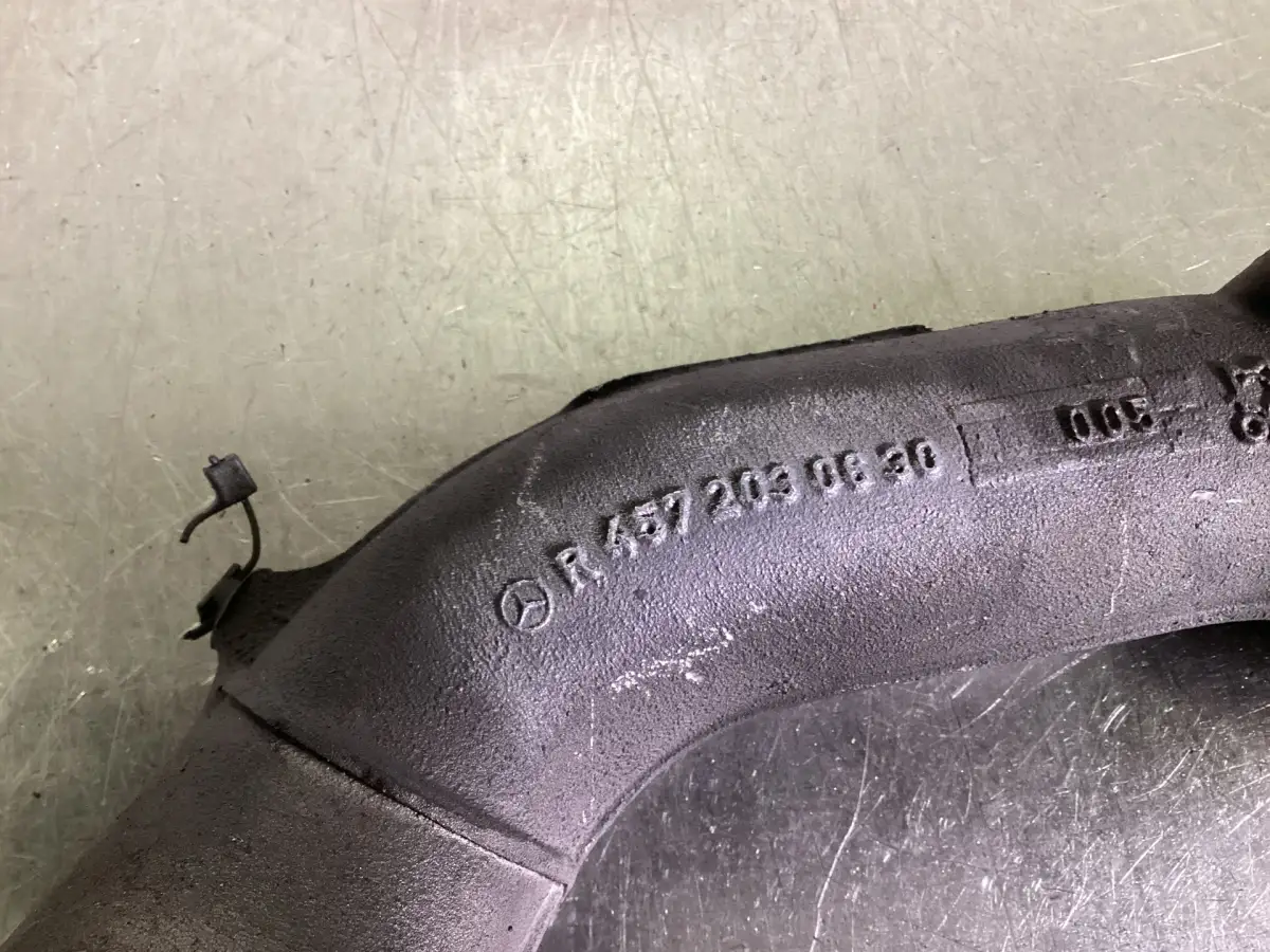 MERCEDES A 457 203 06 30 GEBRAUCHT – Bild 2