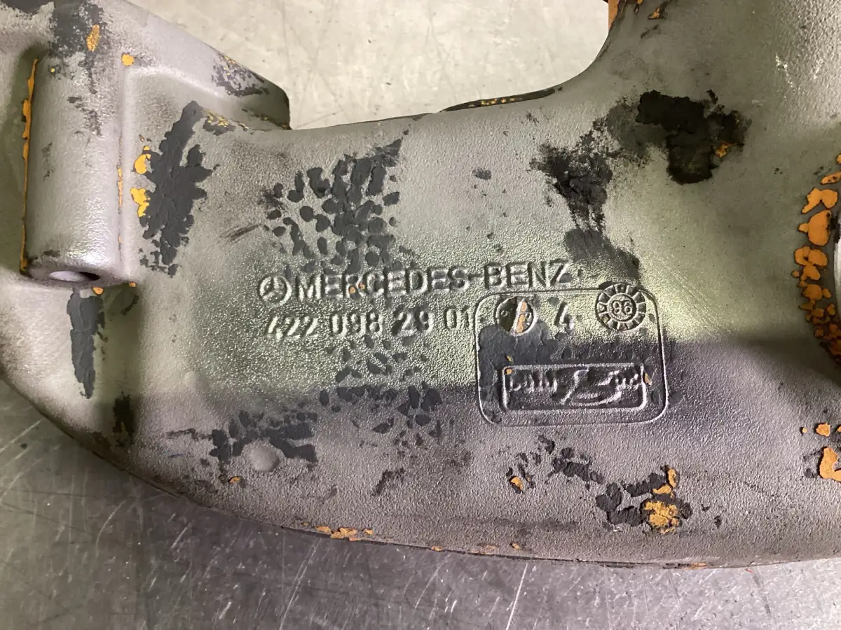 MERCEDES A 422 098 29 01 USED - Picture 2