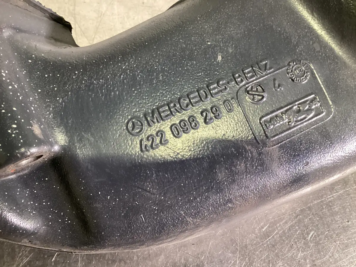 MERCEDES A 422 098 29 01 USED - Picture 2