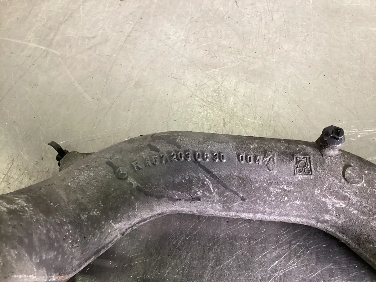 MERCEDES A 457 203 06 30 GEBRAUCHT – Bild 2