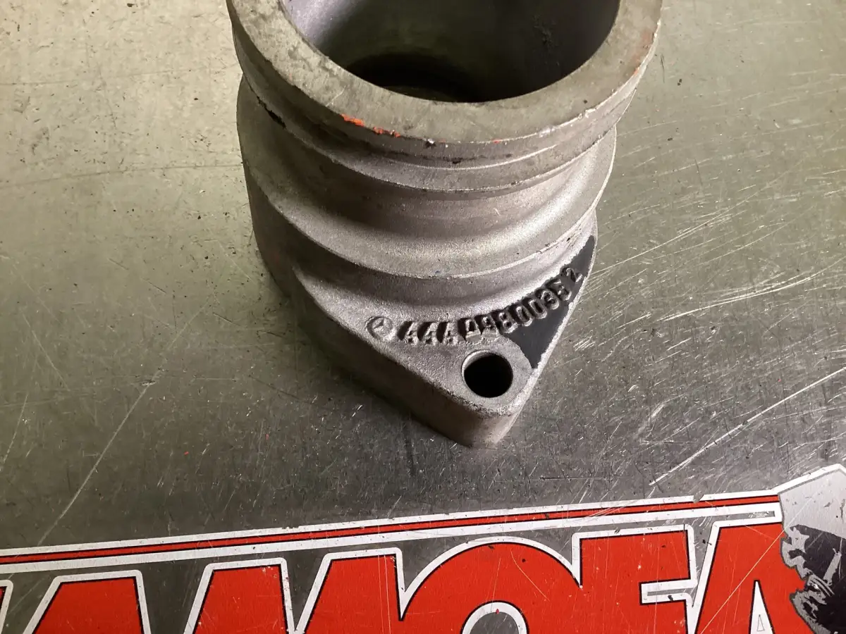 MERCEDES INLET PIPE A4440980035 USED - Picture 2