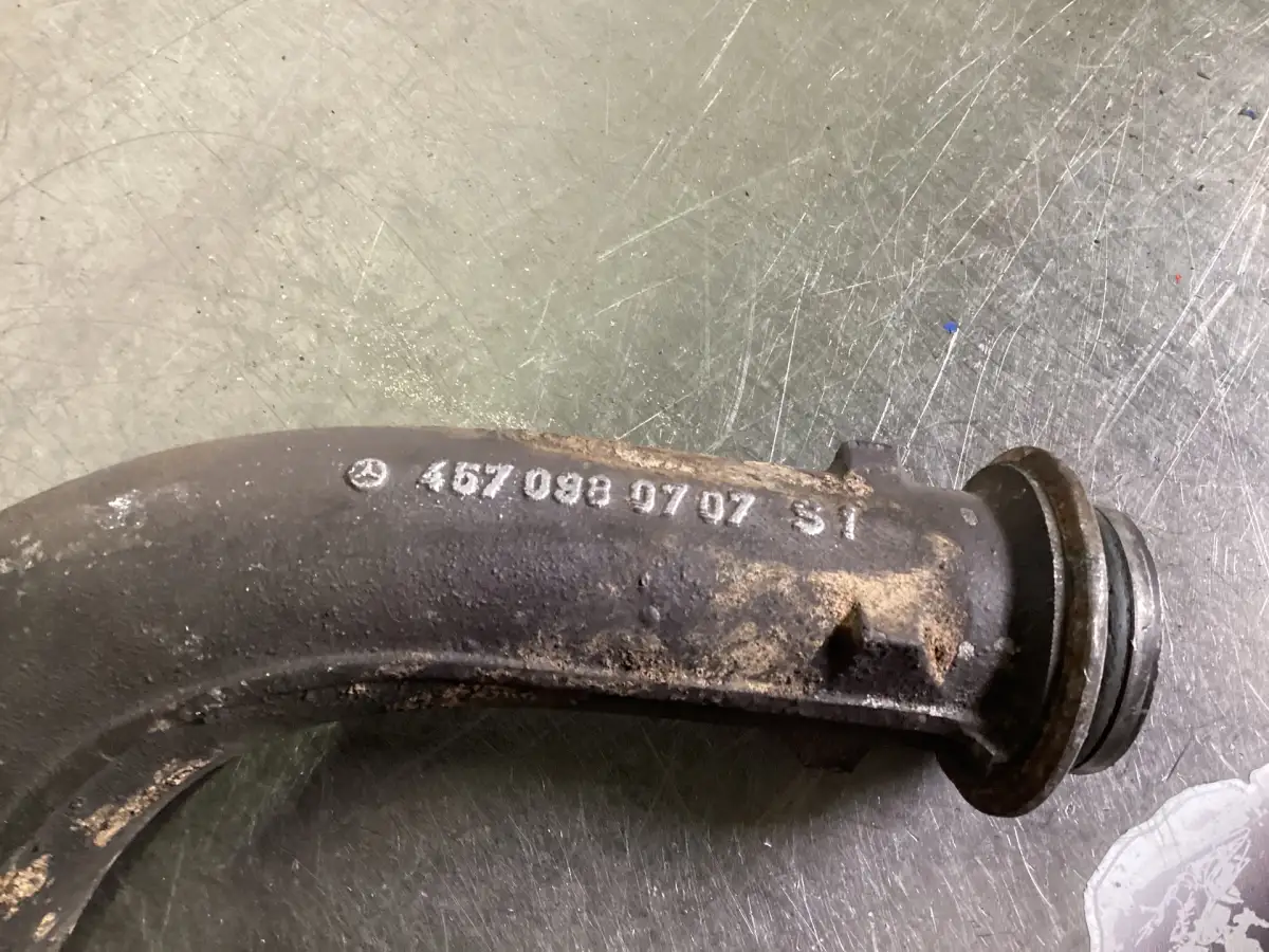MERCEDES A 457 098 07 07 USED - Picture 2