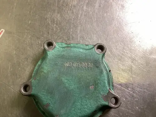 MERCEDES VALVE COVER A4030150030 USED - Thumb image 2