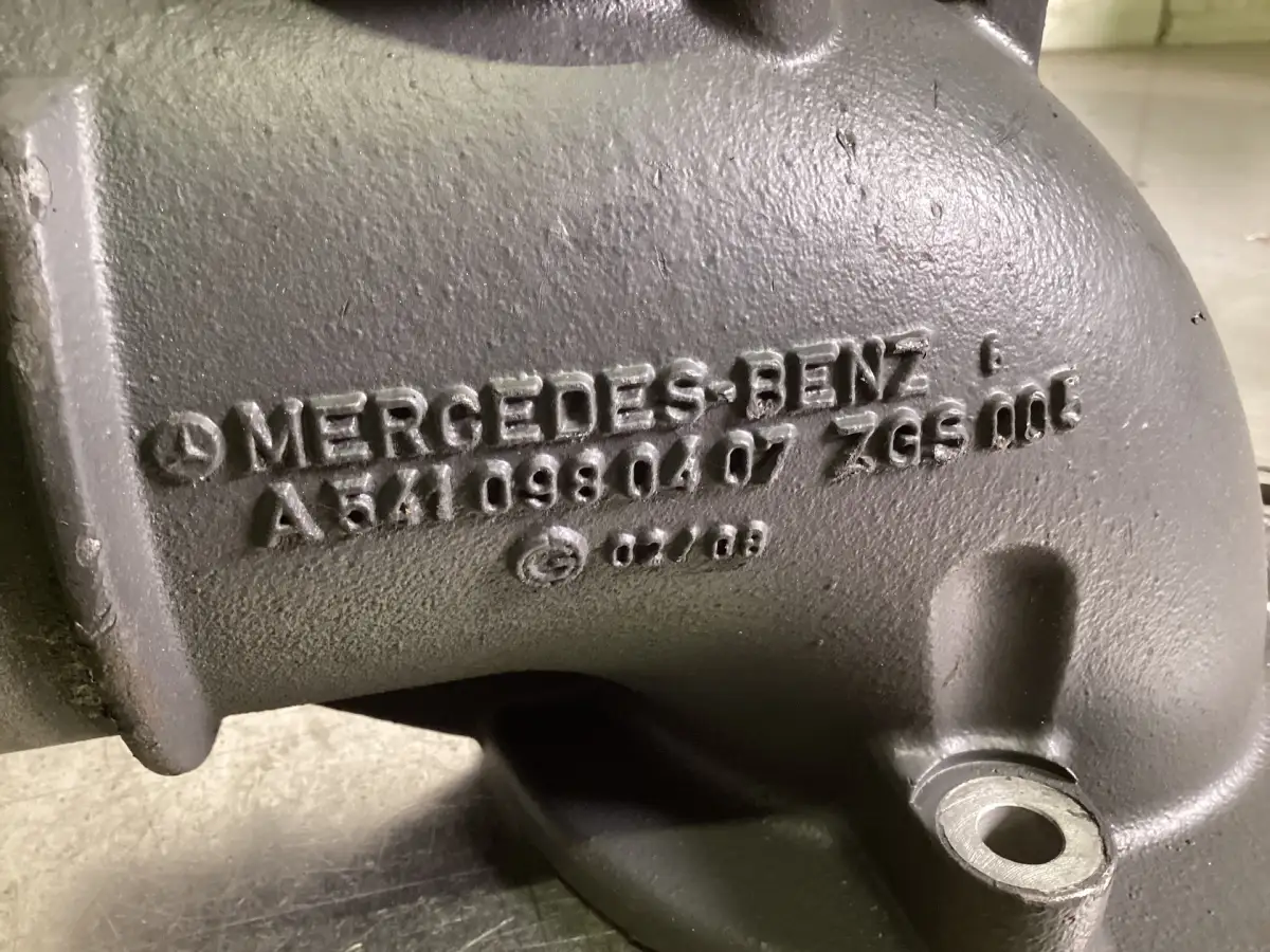 MERCEDES A 541 098 04 07 USAGÉ - Image 2