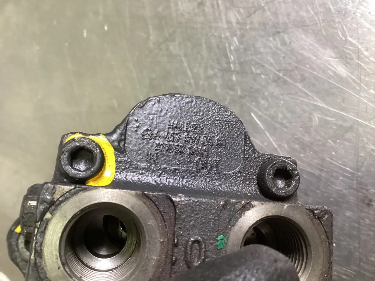 MERCEDES A 457 091 04 05 GEBRAUCHT – Bild 2