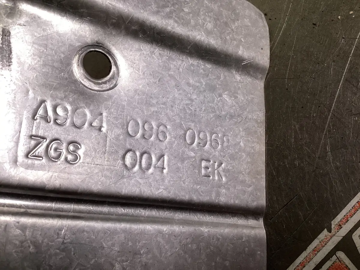 MERCEDES A 904 096 09 68 D'OCCASION - Image 2