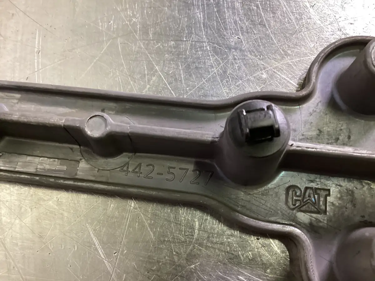 CATERPILLAR TUSSENSTUK KLEPPENDEKSEL 2226953 GEBRUIKT - Afbeelding 2