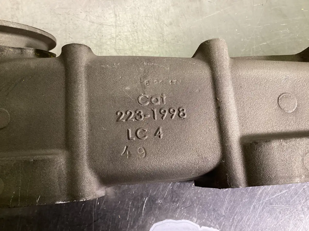 CATERPILLAR MANIFOLD D'ADMISSION 2231998 D'OCCASION - Image 2