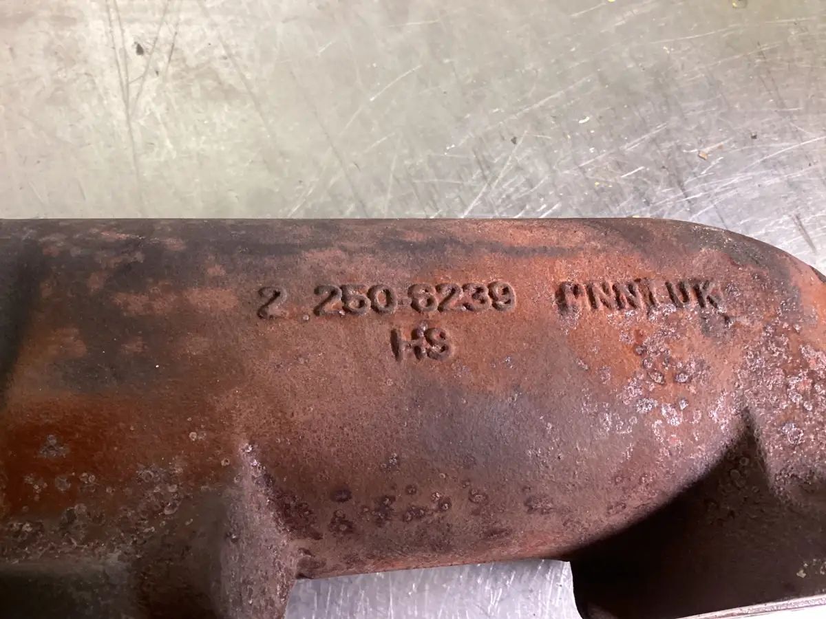 CATERPILLAR EXHAUST MANIFOLD 3925083 USED - Picture 2