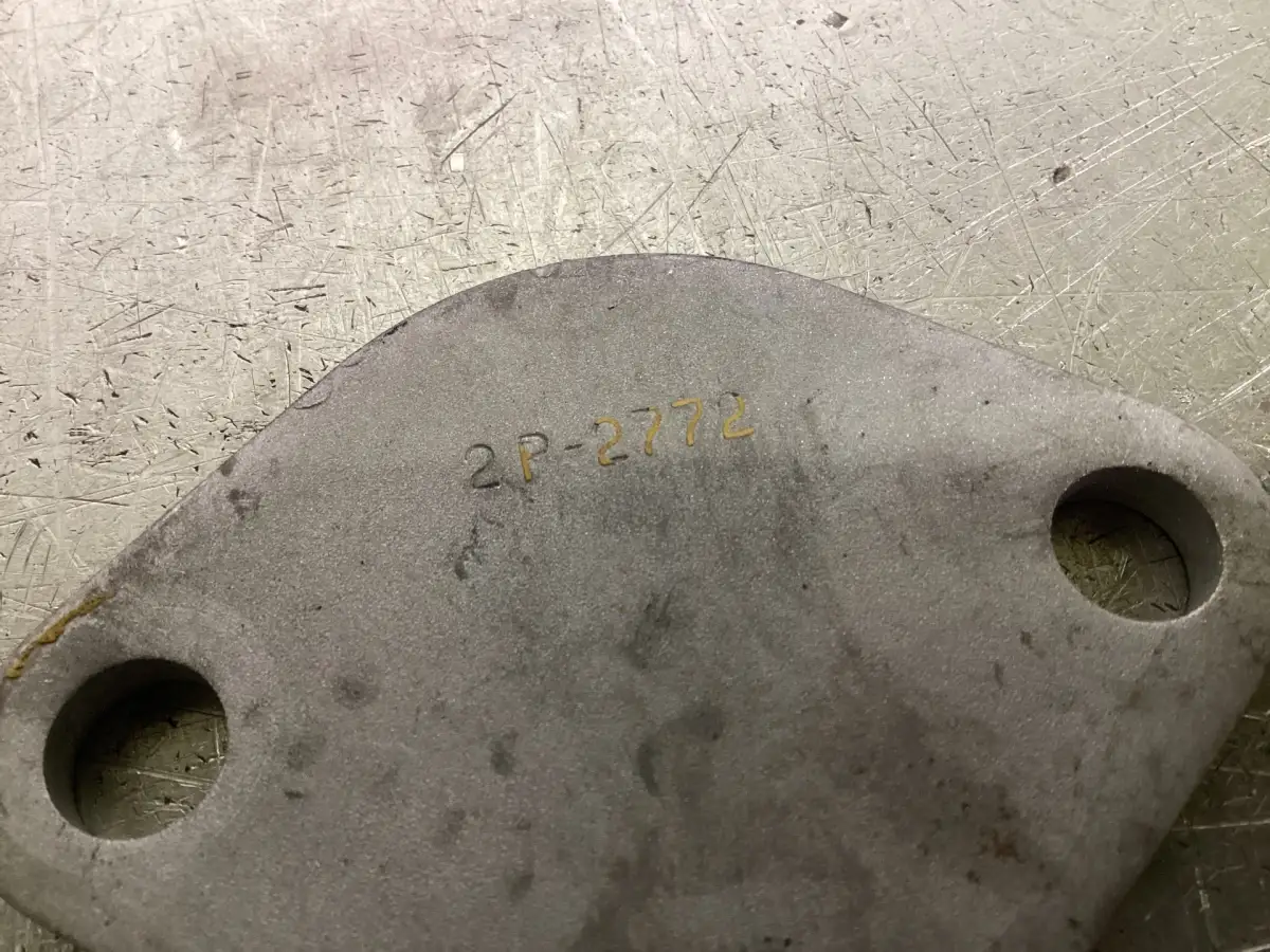CATERPILLAR PLACA DE CUBIERTA 2P2772 USADA - Imagen 2