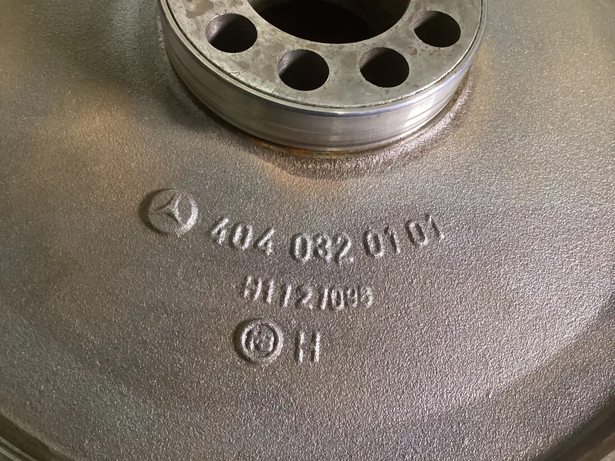 MERCEDES VLIJWIEL A4240300105 GEBRUIKT - Afbeelding 2