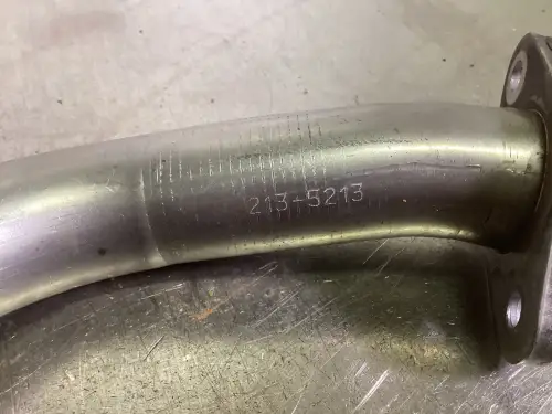 CATERPILLAR ТРУБА ВОЗДУХОЗАБОТА 2135213 Б/У - Миниатюра 2
