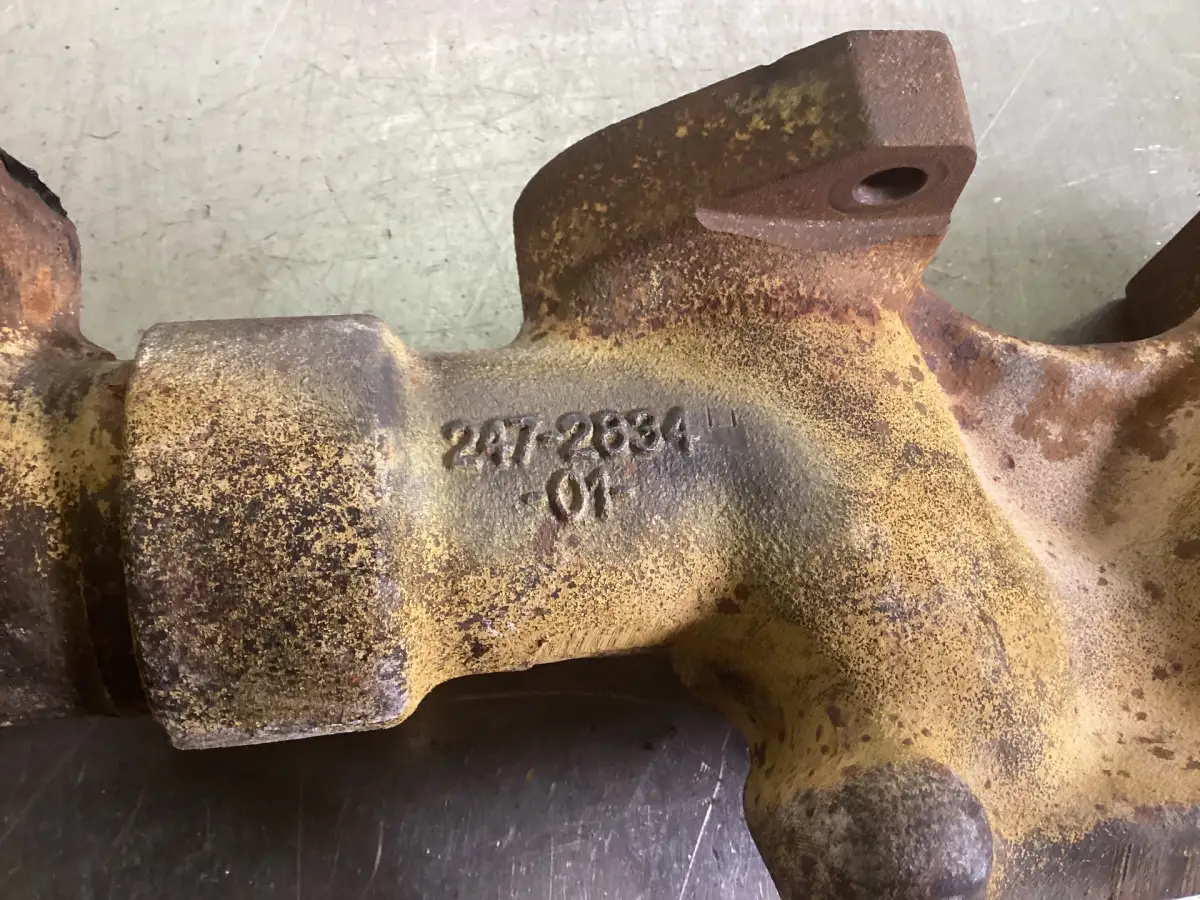 CATERPILLAR EXHAUST MANIFOLD 2472834 USED - Picture 2