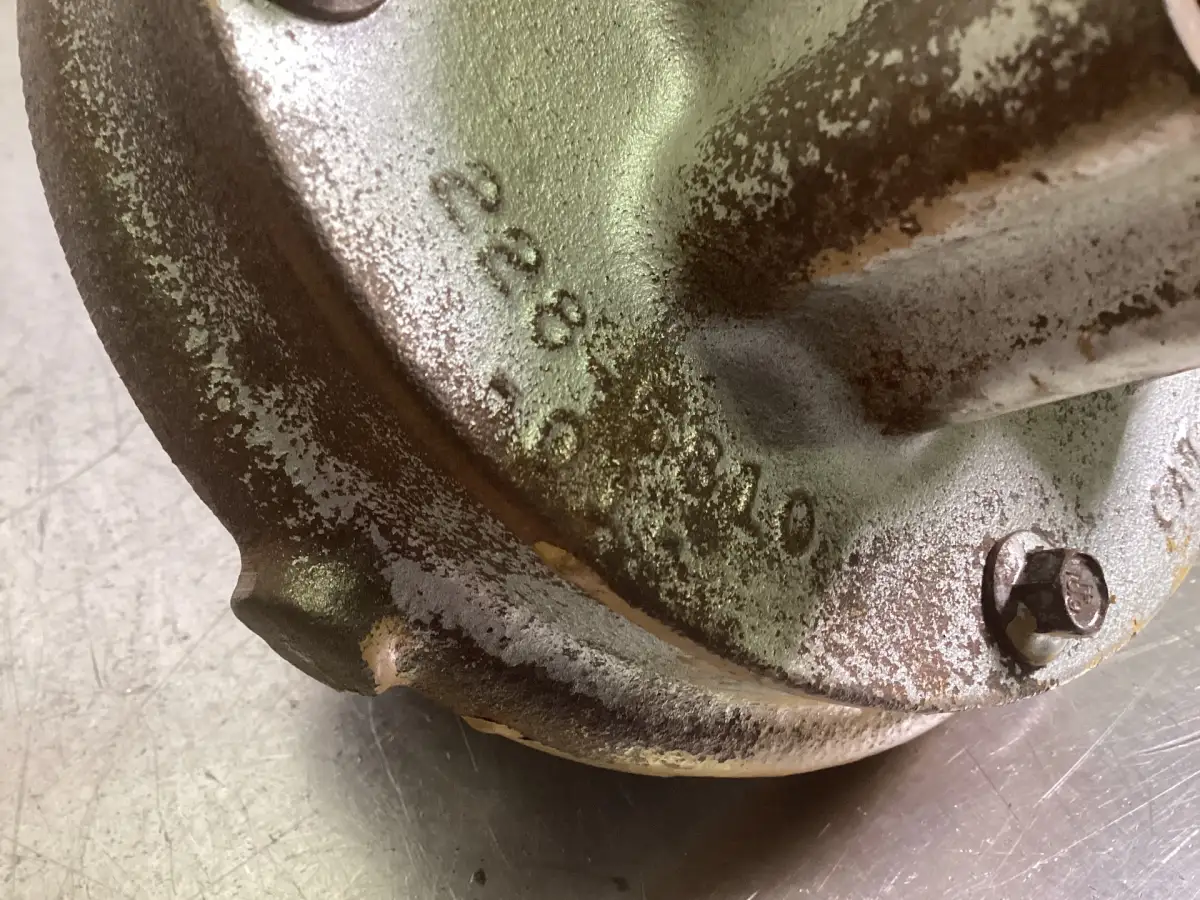 CATERPILLAR WATER PUMP 3520205 USED - Picture 2