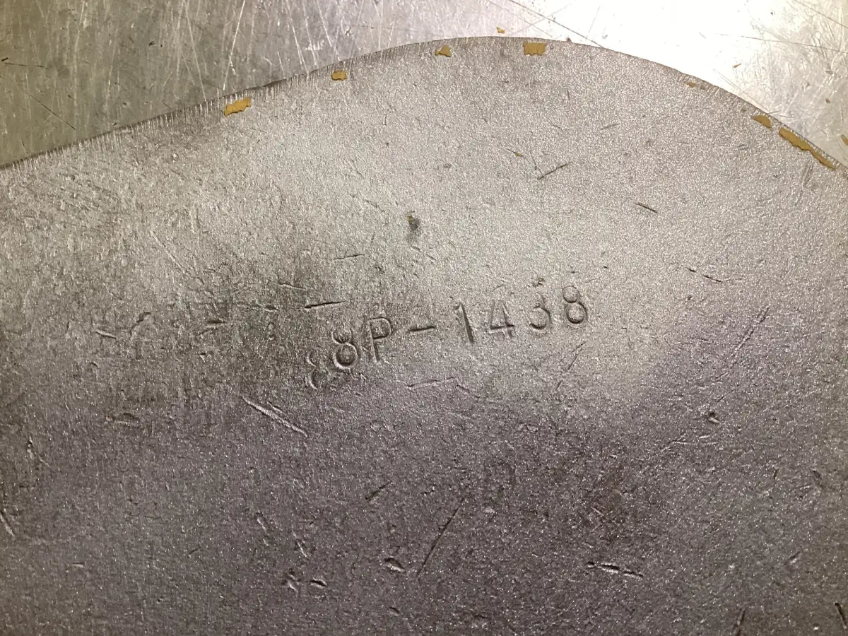 CATERPILLAR КРЫШКА ПЛАСТИНА 8P1438 Б/У - Фото 2