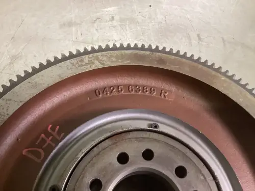 DEUTZ SCHWUNGRAD 04294413 GEBRAUCHT – Vorschaubild 2