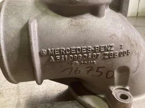 MERCEDES A 541 098 04 07 UTILISÉ - Miniature 2
