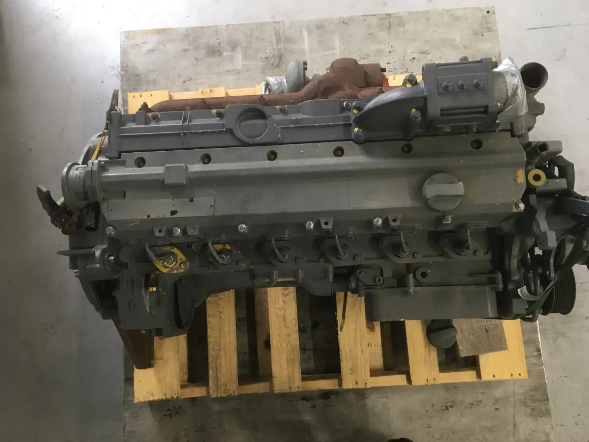 DEUTZ BF6M2012C IND. CORE - Picture 3