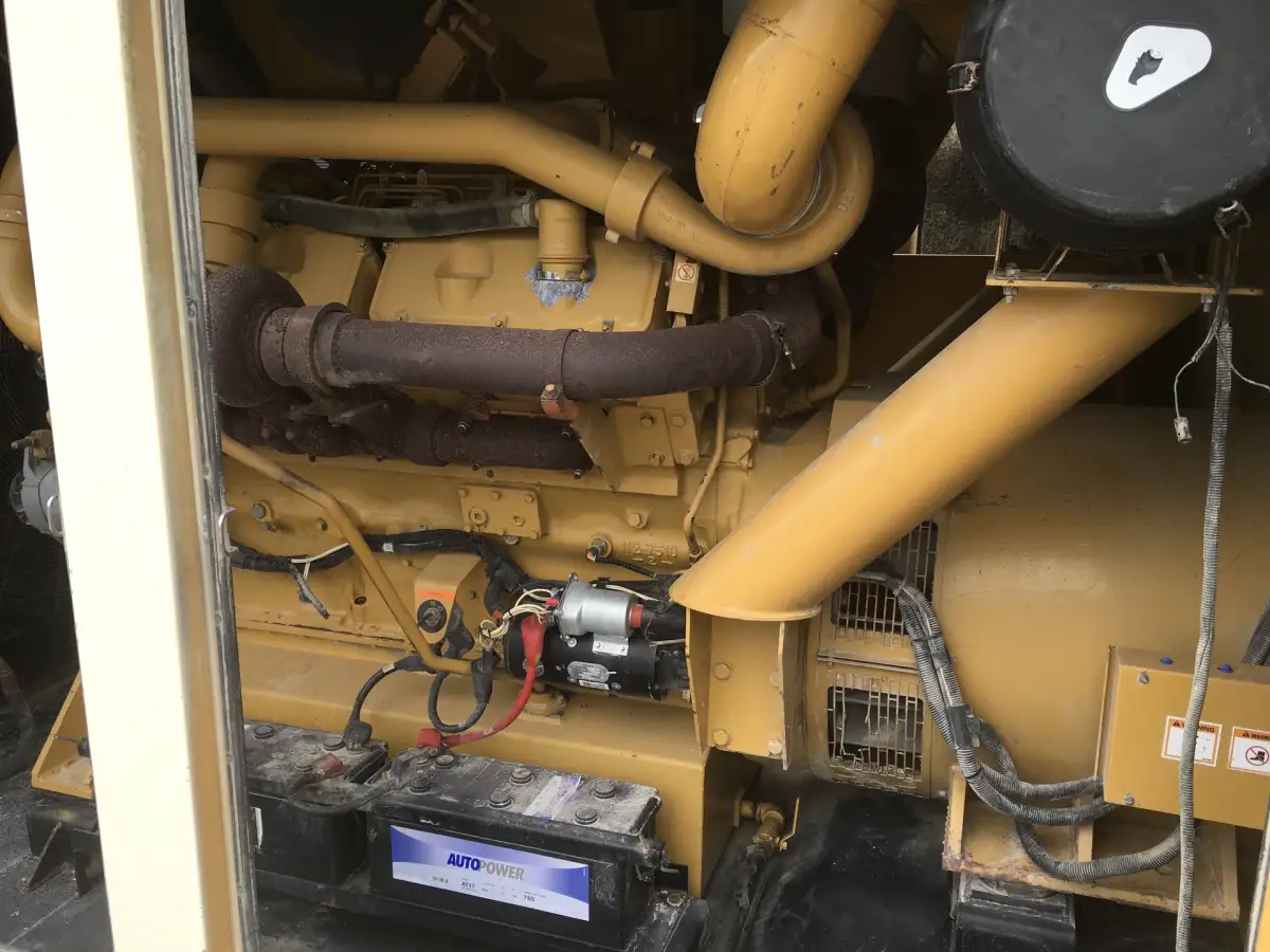 CATERPILLAR 3412 GENERATOR 725KVA USED - Picture 6
