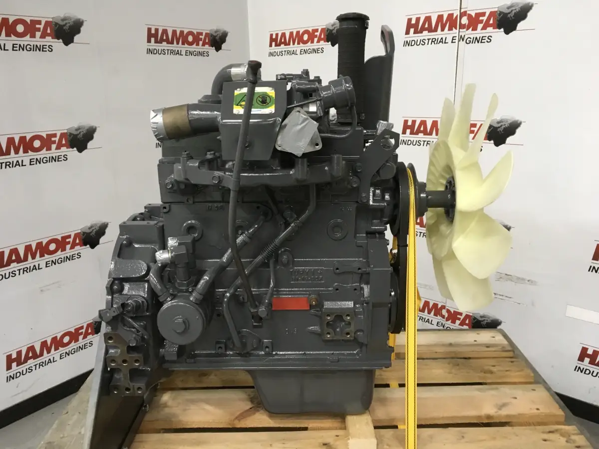 KOMATSU SAA4D95LE-3 ÜBERHOLT – Bild 3