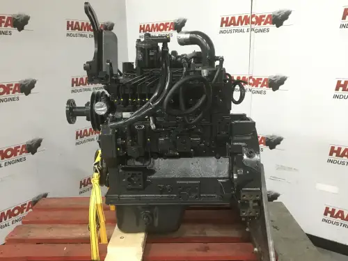 KOMATSU SAA4D95LE-3 RECONSTRUIDO - Imagen miniatura 1