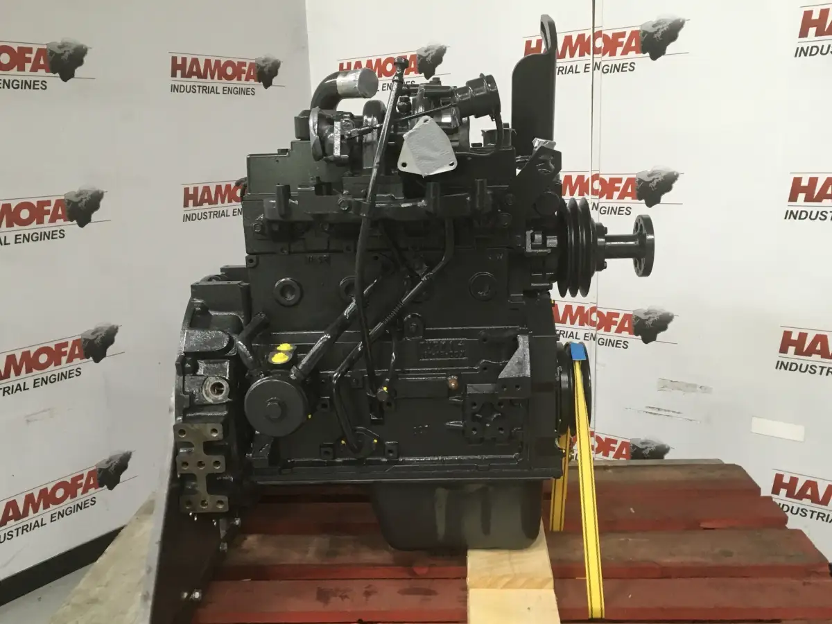 KOMATSU SAA4D95LE-3 HERGEBOUWD - Afbeelding 3