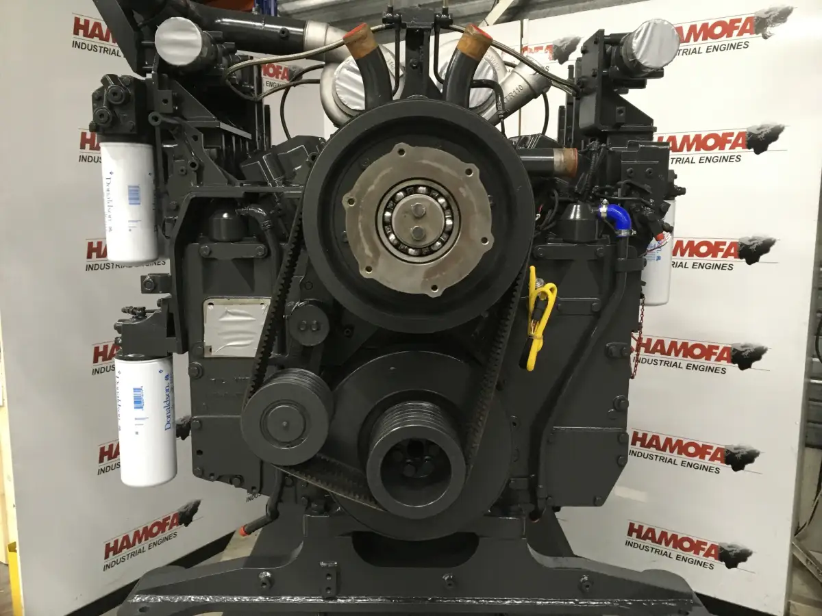 RECONDITIONED KOMATSU SAA12V140E-3 ENGINE - Picture 5
