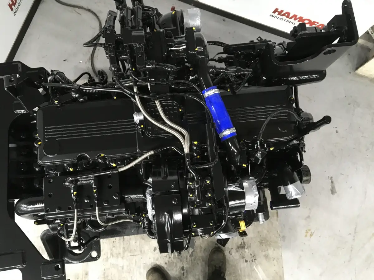 KOMATSU SAA6D114E-3 RECONDITIONED - Picture 2