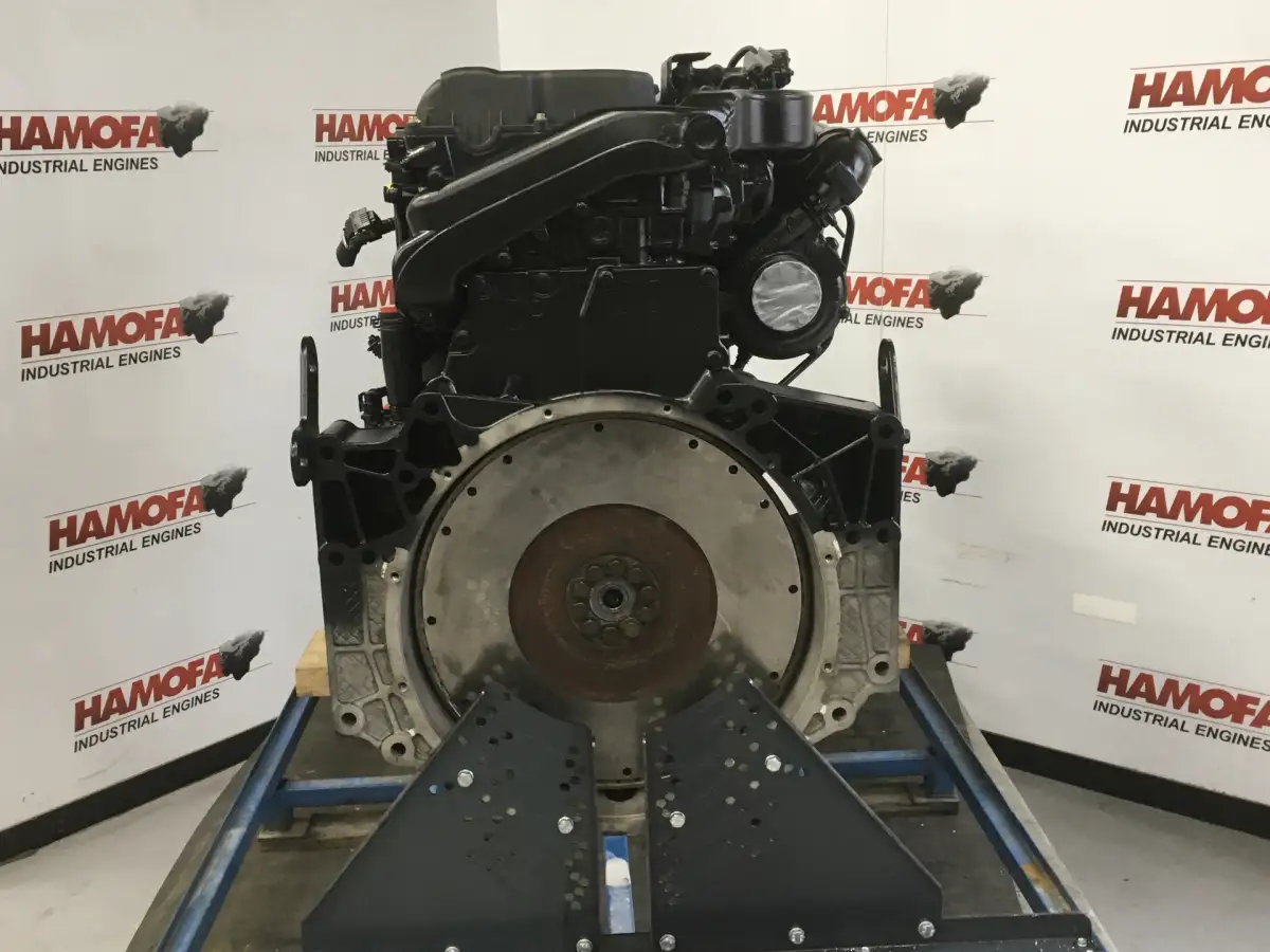 MAN D2066-LF52 RECONDITIONED ENGINE - Picture 2