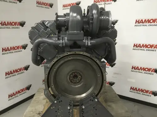 ВОССТАНОВЛЕННЫЙ ДВИГАТЕЛЬ DEUTZ TCD2015 V8 M - Миниатюра 3